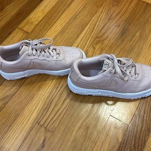 Nike Air Force One Pixel